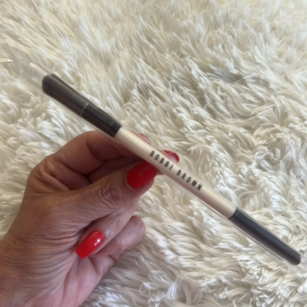 Bobbi Brown Dual-Ended Full Coverage Eyeshadow Brush NEW